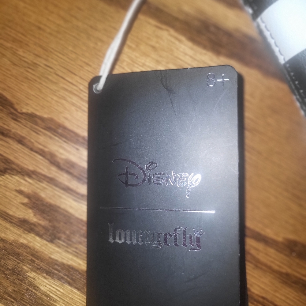 Loungefly Black and White Dumbo Wallet - Picture 7 of 8